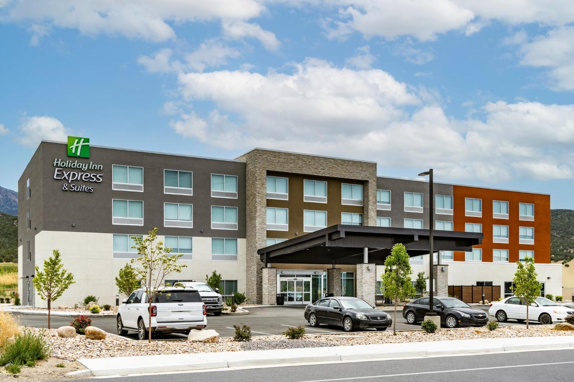 Holiday Inn Express & Suites - Nephi By Ihg Dış mekan fotoğraf